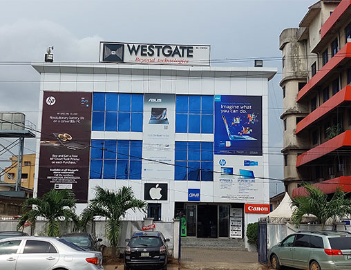 Computer Village Lagos Deserted as Gas Leak forces Traders to shut down.